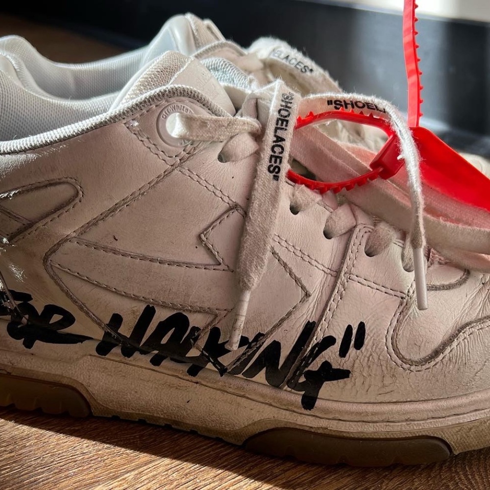 Off-White Sneakers